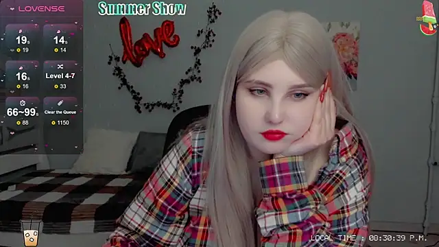 Snapshot of Crystal_Chris chatting on March 21, 2025, 6:29 pm Crystal Chris online show from March 21, 2025, 6:29 pm