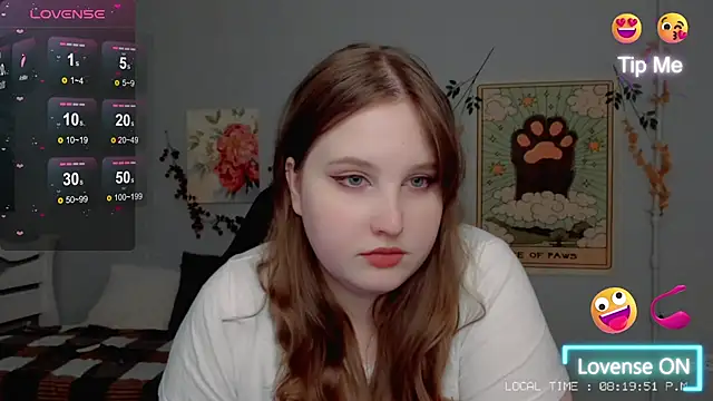 Snapshot of Crystal_Chris chatting on September 23, 2025, 5:16 pm Crystal Chris online show from September 23, 2025, 5:16 pm