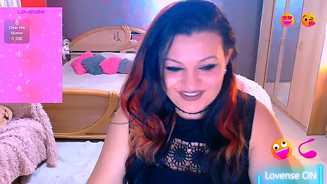 Snapshot of Ariellefoxy chatting on February 15, 2026, 7:32 pm Ariellefoxy online show from February 15, 2026, 7:32 pm