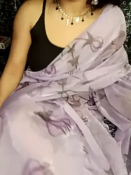 Snapshot of shuhana_ chatting on January 5, 2025, 1:24 am shuhana online show from January 5, 2025, 1:24 am