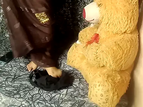 Snapshot of shuhana_ chatting on February 28, 2025, 1:15 am shuhana online show from February 28, 2025, 1:15 am