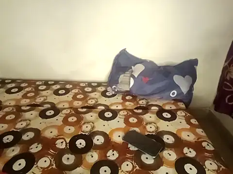 Snapshot of shuhana_ chatting on September 19, 2025, 1:29 am shuhana online show from September 19, 2025, 1:29 am