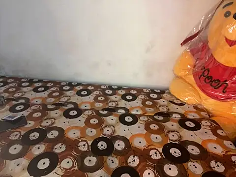 Snapshot of shuhana_ chatting on September 27, 2025, 12:59 am shuhana online show from September 27, 2025, 12:59 am