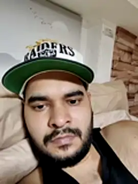 Magicman09xh online show from March 3, 2026, 6:41 am