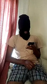 Gifttheskimaskboy online show from December 5, 2024, 4:31 am