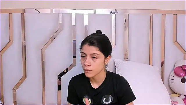 TifanyChill online show from January 7, 2026, 7:38 pm