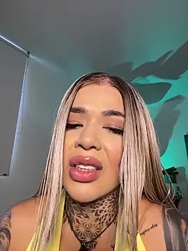 milaivanova online show from November 20, 2025, 8:52 pm