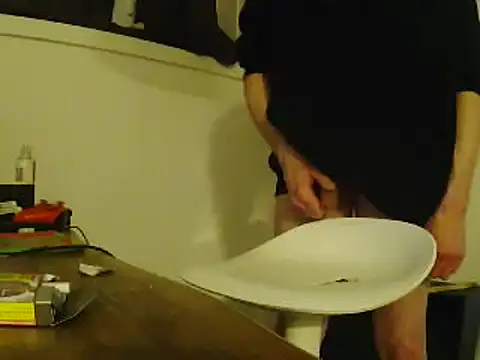 Snapshot of L0cKyseven77 chatting on January 27, 2025, 1:37 am L0cKyseven77 online show from January 27, 2025, 1:37 am