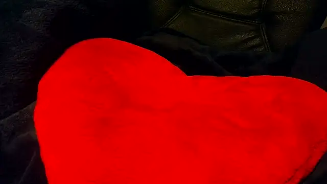 Snapshot of TheHardone_29 chatting on November 6, 2025, 11:04 pm TheHardone 29 online show from November 6, 2025, 11:04 pm