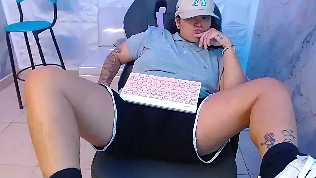 snowflake xxx online show from February 21, 2026, 2:56 am