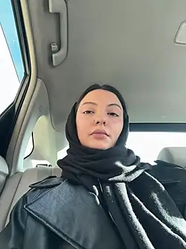 BabeRainbow online show from December 29, 2024, 10:45 am