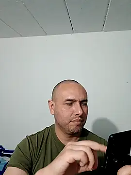 ElSunEagle online show from November 5, 2025, 4:45 am