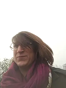 minierose online show from February 4, 2025, 10:32 am