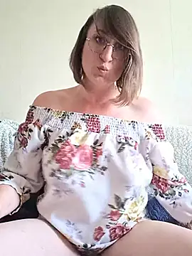 minierose online show from May 28, 2026, 5:43 pm
