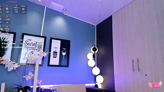 GiselOrtiz online show from February 18, 2025, 6:26 pm