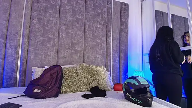 GiselOrtiz online show from March 31, 2026, 10:59 am