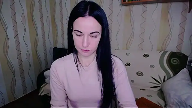 Snapshot of Lil_Elle chatting on January 16, 2025, 5:53 am Lil Elle online show from January 16, 2025, 5:53 am