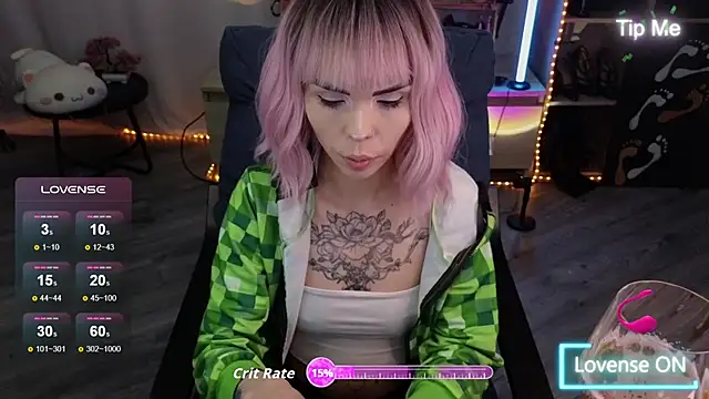 Kerry Kirk online show from November 12, 2025, 8:19 pm