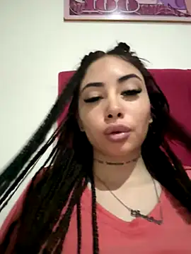 babygirls777 online show from September 27, 2025, 7:41 pm