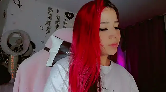 madisonx17 online show from January 3, 2025, 1:38 am