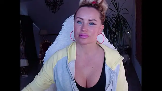 eyesangel22 online show from March 21, 2025, 5:32 am