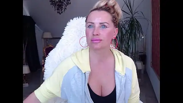 eyesangel22 online show from March 21, 2025, 10:17 am