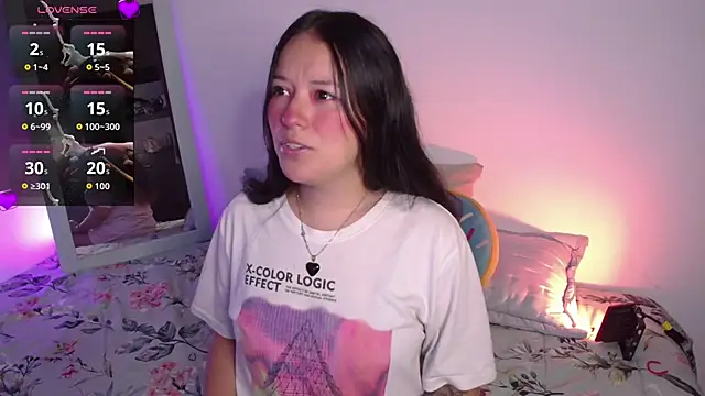 Lexie Thompson10 online show from October 20, 2025, 10:43 pm