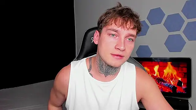 Chris Tyson online show from September 18, 2025, 1:51 am