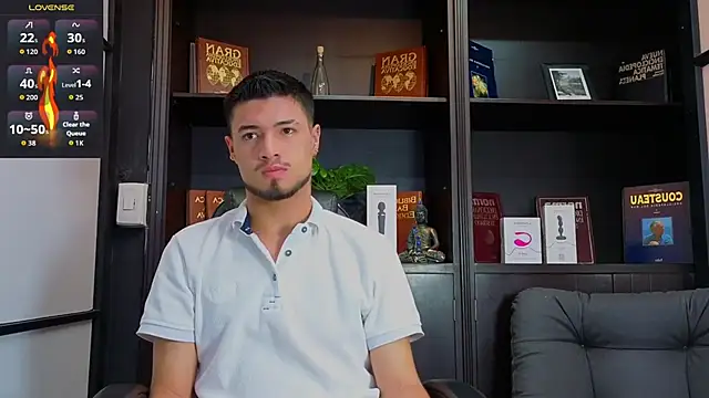 EdwardRoss  online show from October 4, 2025, 7:12 pm