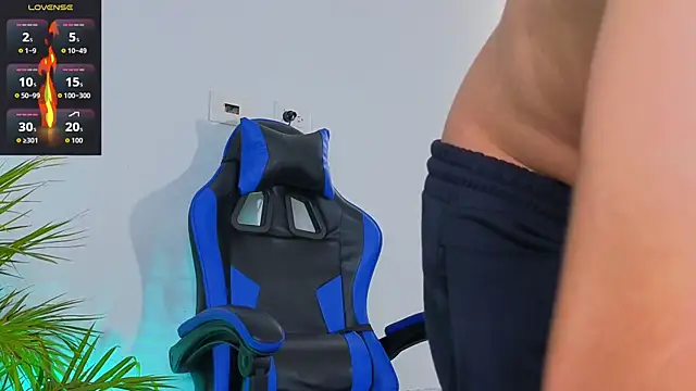 EdwardRoss  online show from November 9, 2025, 6:39 pm