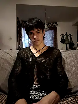 Snapshot of LYZBORNHD chatting on February 9, 2026, 11:09 pm LYZBORNHD online show from February 9, 2026, 11:09 pm