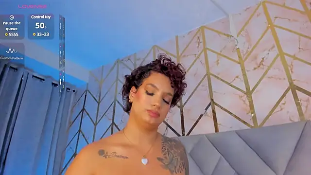 Arianabromw online show from December 7, 2024, 10:17 pm