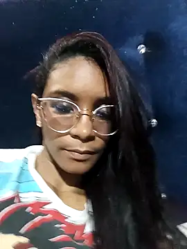 Snapshot of ZoeSmitth chatting on January 23, 2025, 11:36 pm ZoeSmitth online show from January 23, 2025, 11:36 pm