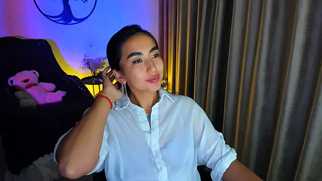 worldofkim online show from November 25, 2025, 4:34 am