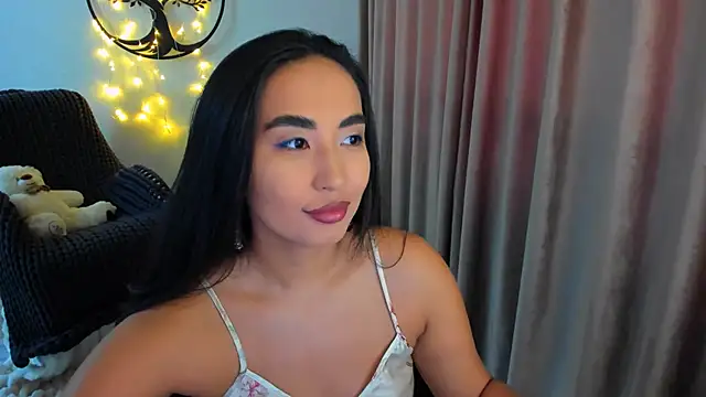 Snapshot of worldofkim chatting on January 17, 2026, 10:53 am worldofkim online show from January 17, 2026, 10:53 am