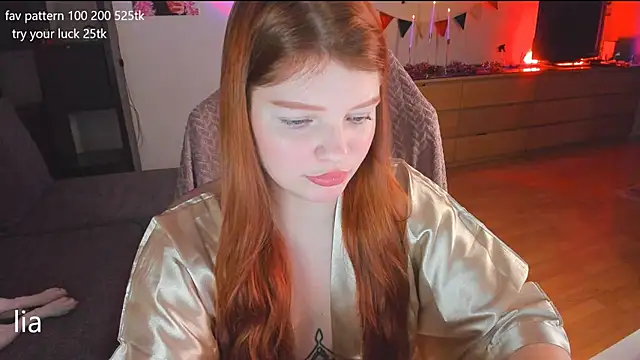 Snapshot of lil_lia chatting on January 14, 2025, 5:51 am lil lia online show from January 14, 2025, 5:51 am