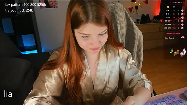 Snapshot of lil_lia chatting on March 16, 2025, 9:16 pm lil lia online show from March 16, 2025, 9:16 pm