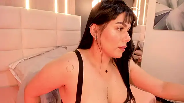 Snapshot of Miah_gomez_ chatting on January 11, 2025, 7:05 pm Miah gomez online show from January 11, 2025, 7:05 pm