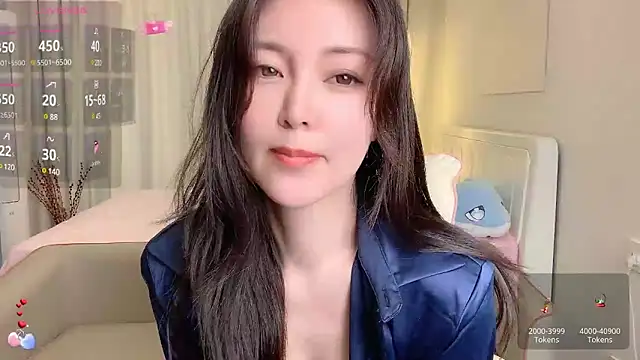 Ada-xixi online show from February 21, 2025, 4:18 am