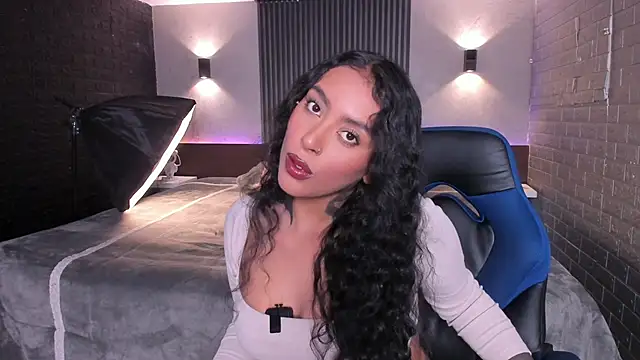 Snapshot of magic_marg chatting on February 2, 2026, 9:13 pm magic marg online show from February 2, 2026, 9:13 pm