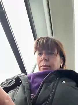 eveangelll online show from January 3, 2025, 9:25 am