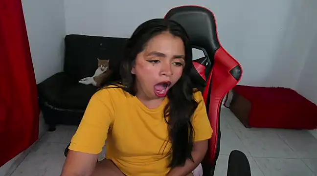 Snapshot of cory_rose chatting on December 3, 2024, 4:25 am cory rose online show from December 3, 2024, 4:25 am