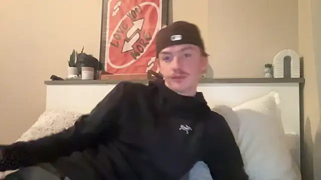 Snapshot of younghungginger chatting on February 20, 2025, 2:18 am younghungginger online show from February 20, 2025, 2:18 am