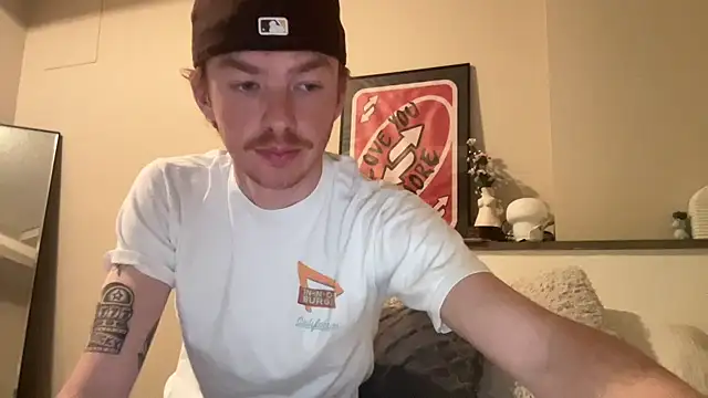 Snapshot of younghungginger chatting on March 3, 2025, 2:47 am younghungginger online show from March 3, 2025, 2:47 am