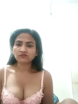 sunita6009 online show from September 12, 2025, 5:02 pm