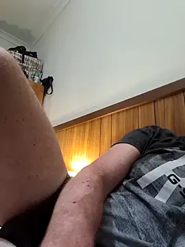 Scoobeysnacks online show from April 18, 2026, 7:18 pm