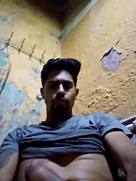 Snapshot of pene_latinoriico chatting on February 5, 2026, 7:57 am pene latinoriico online show from February 5, 2026, 7:57 am