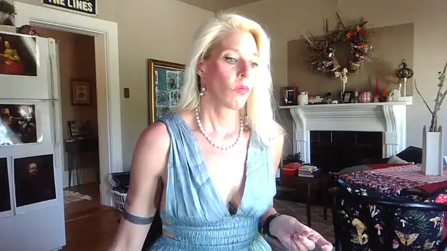 Glamazonx online show from October 29, 2025, 7:59 pm