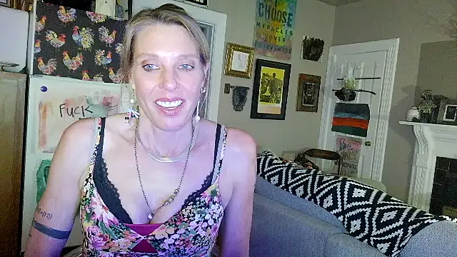 Glamazonx online show from March 23, 2026, 1:20 am