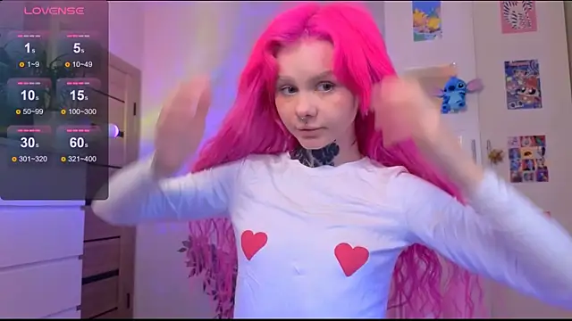 Britney Lynch online show from October 10, 2025, 8:08 pm